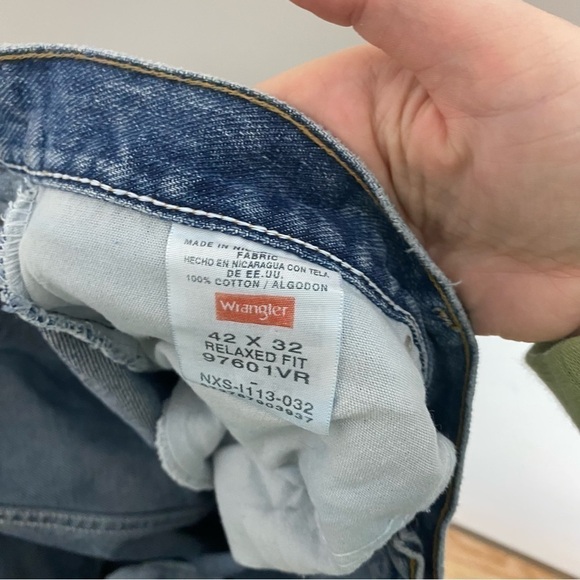 Wrangler Jeans Relaxed Fit 42x32 Men’s - Picture 6 of 6